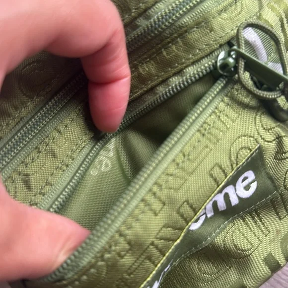 Supreme Green Belt Bag with Adjustable Strap - Picture 5 of 11